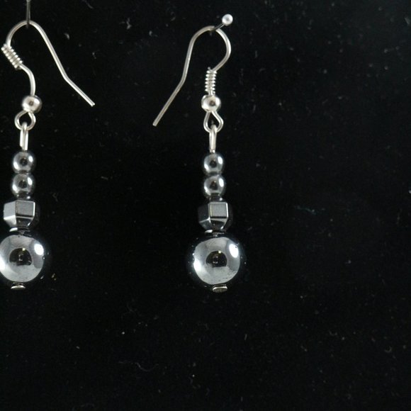 Handmade East African Silver Drop Multi Earrings Pair - Picture 5 of 5